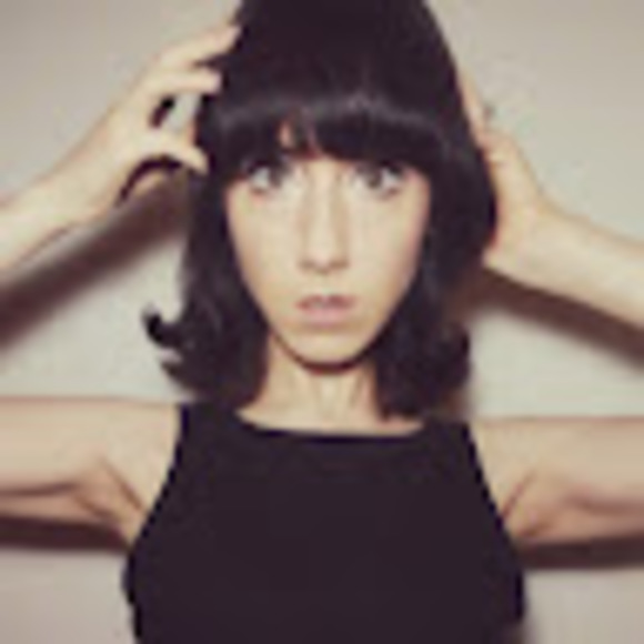 Meet your Posher, Jenny - Picture 1 of 1